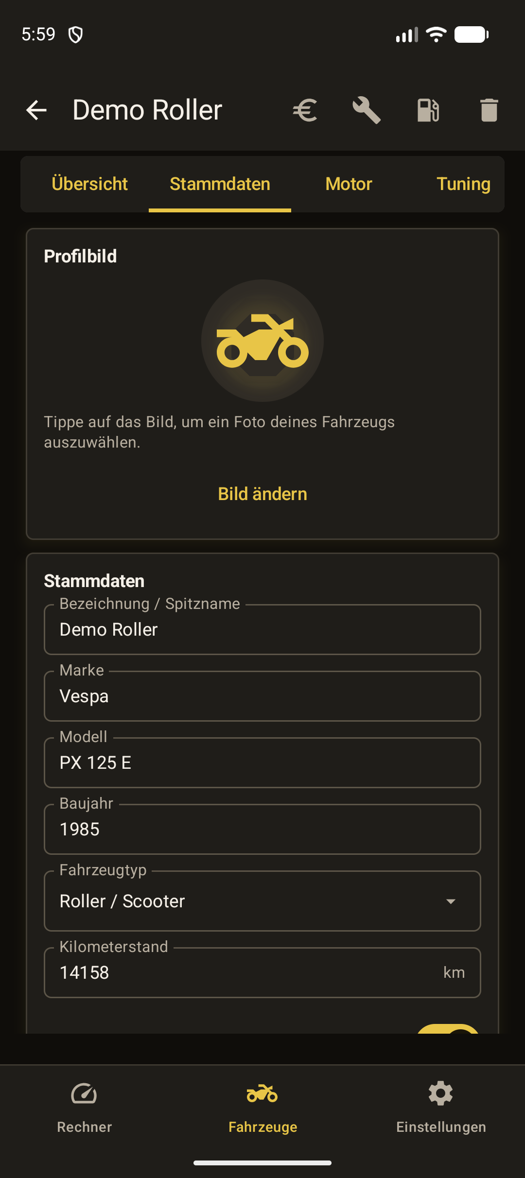 Fahrzeug-Stammdaten mit Motor, Tuning und Antrieb
